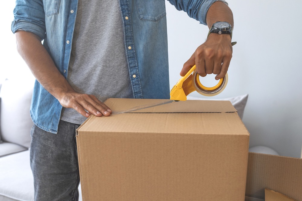 Buying Moving Boxes vs Getting Free Boxes - Pros and Cons